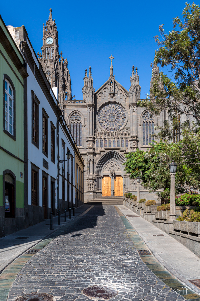 Das imposanteste Bauwerk in der Altstadt ist die Kirche Parroquia de San Juan Bautista de Arucas